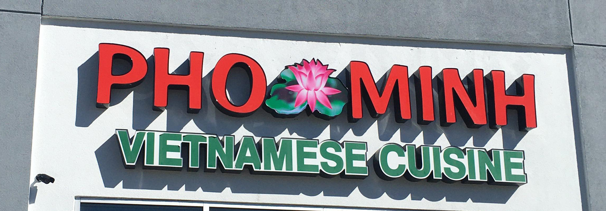 Pho Minh storefront sign
